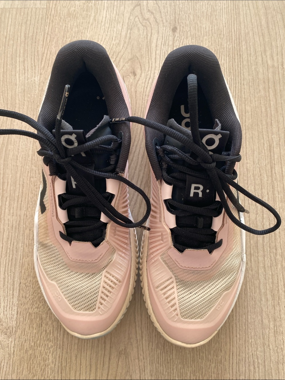 THE ROGER Pro Fire Clay Women’s Tennis Shoe